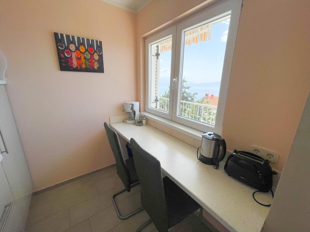 Apartments Sams Novi Vinodolski Kültér fotó