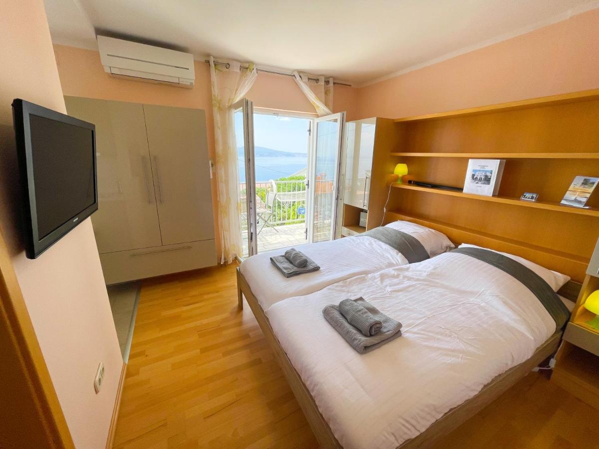 Apartments Sams Novi Vinodolski Kültér fotó