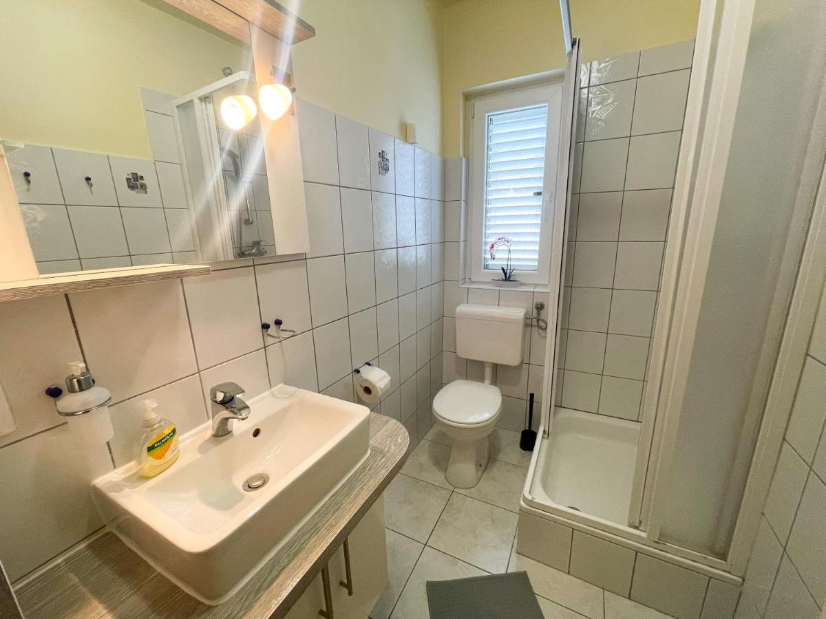 Apartments Sams Novi Vinodolski Kültér fotó