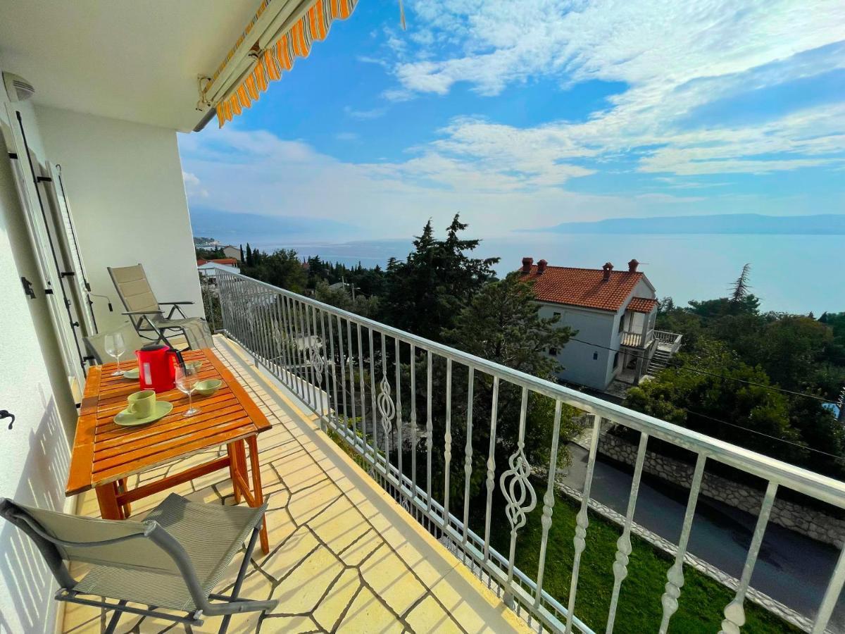 Apartments Sams Novi Vinodolski Kültér fotó