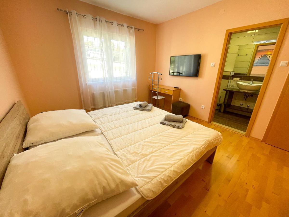 Apartments Sams Novi Vinodolski Kültér fotó