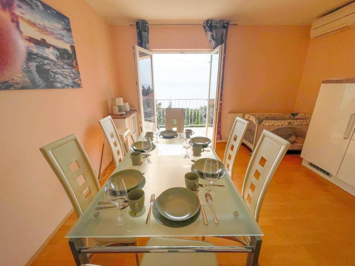 Apartments Sams Novi Vinodolski Kültér fotó